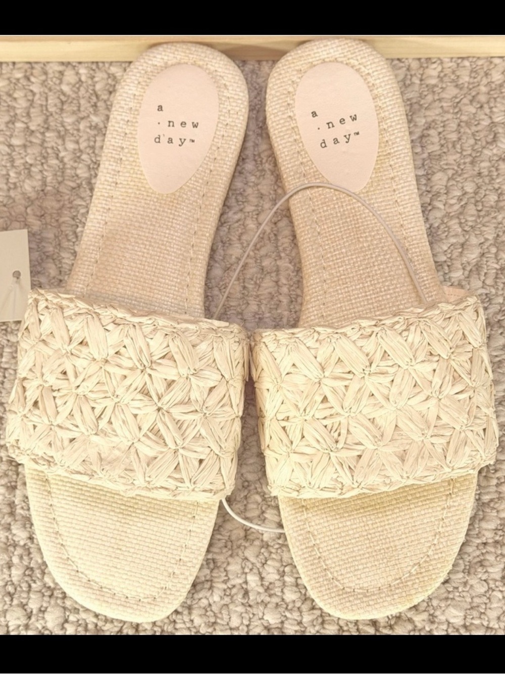a new day Cream Woven Slide Sandals women’s size 8.5